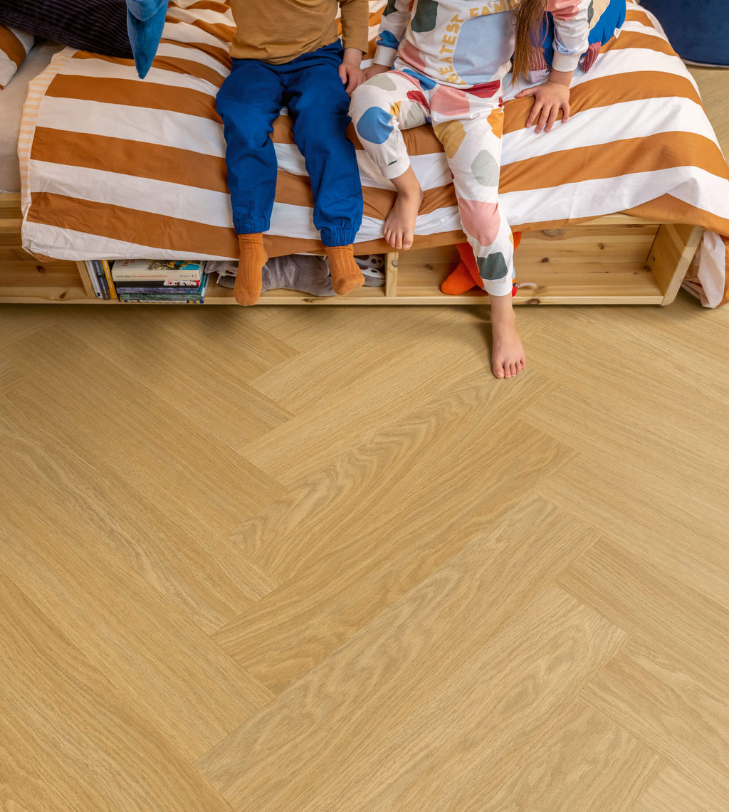 Ciro Herringbone - Pure Oak Honey